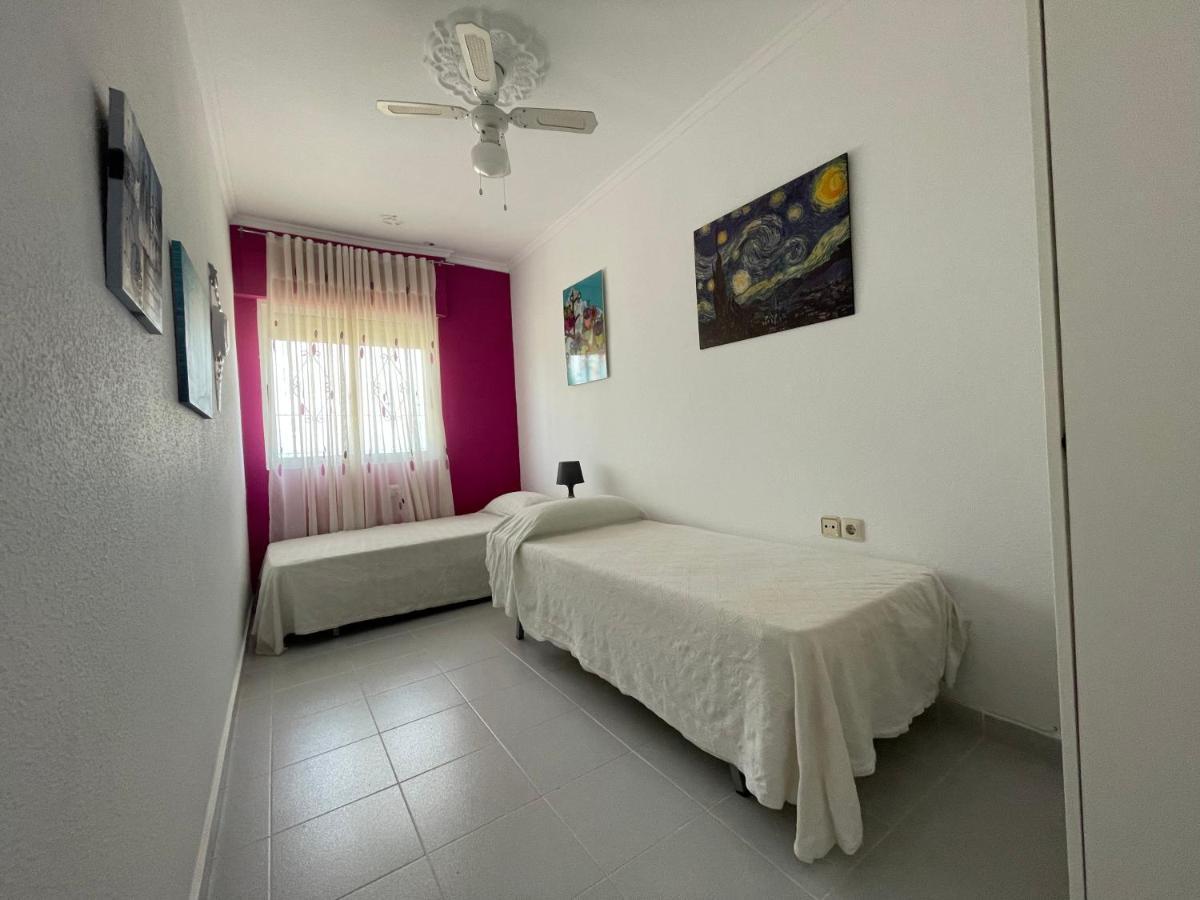 Los Alcázares Casa Con Jardin Y Terraza 3 Dormitorios מראה חיצוני תמונה